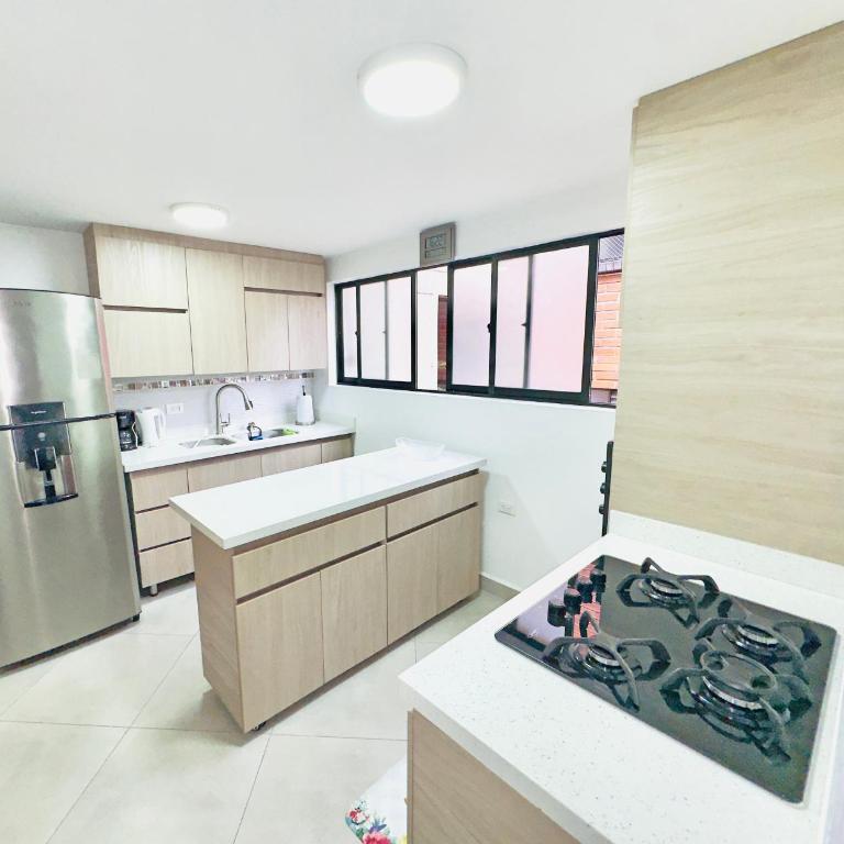 Apartamento Stay Medellín Laureles - Three-Bedroom Apartment - 10