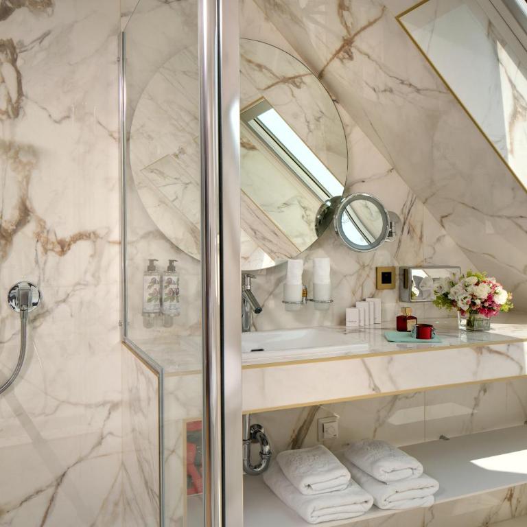 Hôtel Kleber Paris & Spa - Junior Suite mit Whirlpool und Balkon - 4