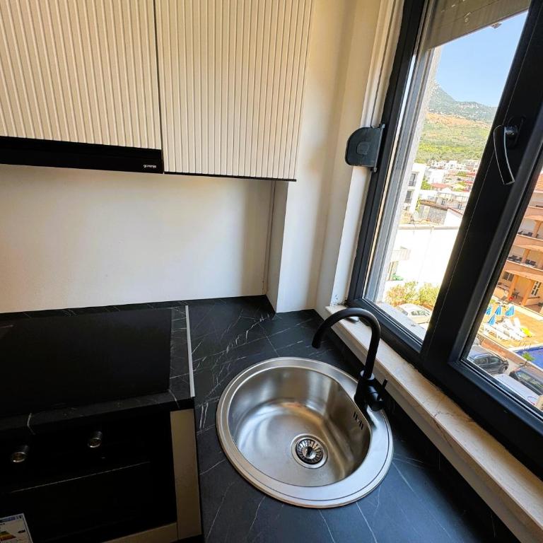 Florida Apartments - One-Bedroom Apartment - 6