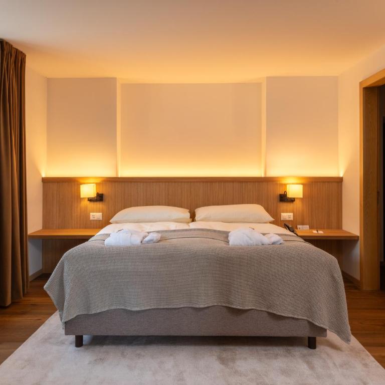 Art Boutique Hotel Monopol - Deluxe Suite - 7