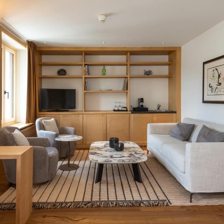 Art Boutique Hotel Monopol - Deluxe Suite - 4