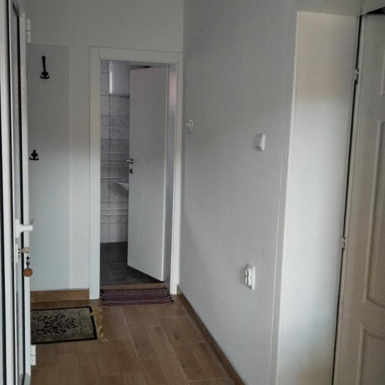 Smeštaj Golubica - Two-Bedroom Apartment - 11