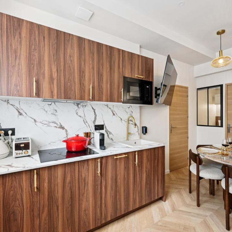 Lavie Maison 7th AC Hot Tub - Appartement 2 Chambres - 16