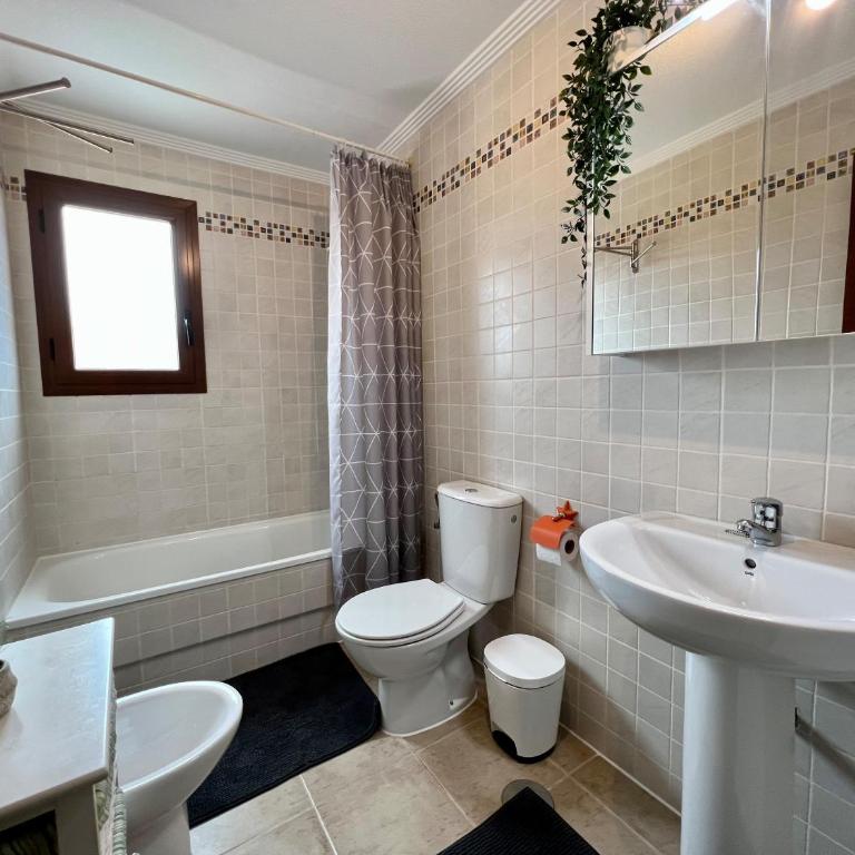 2Bdr apartment - Two-Bedroom Apartment - 8