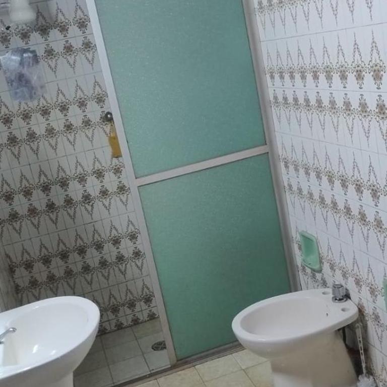CASA BRASIGUAYOs - Habitación Familiar con baño compartido - 9