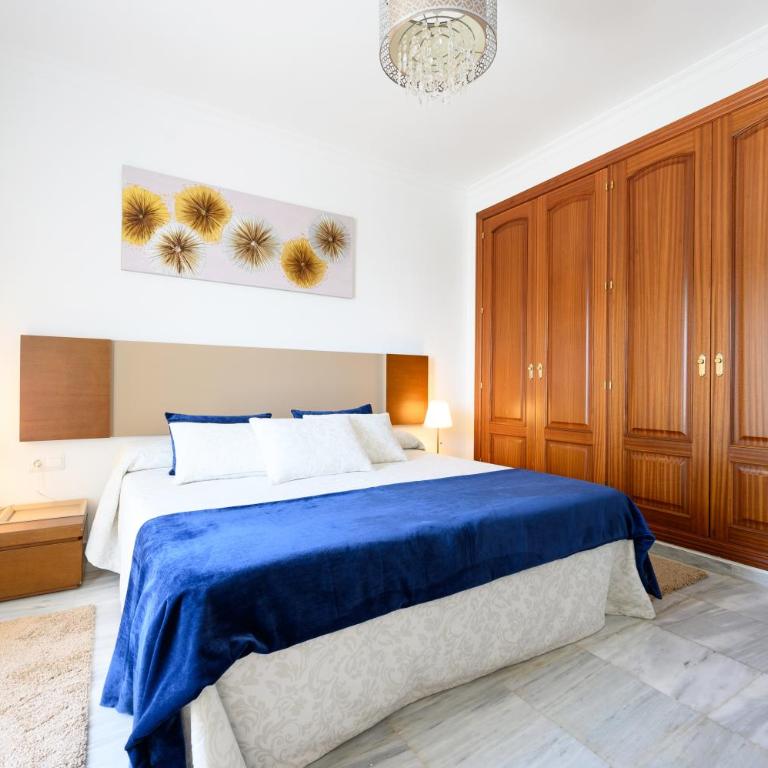 VILLA INTMA - GOLF - POOLS - Málaga,Marbella, Fuengirola - Fully Equipped - Three-Bedroom Townhouse - 32