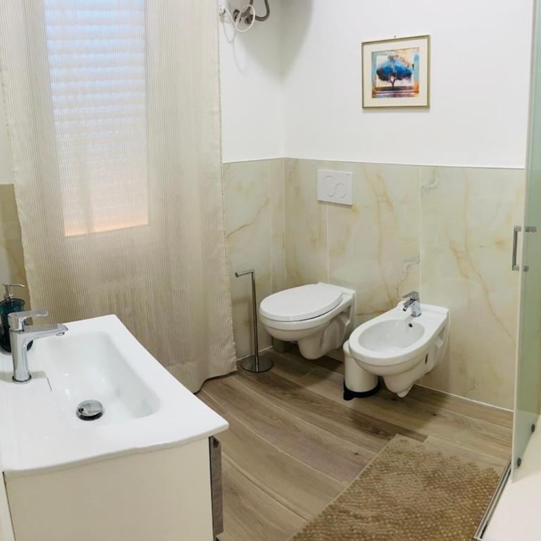 Sonila's Home 2 - Camera Matrimoniale con Bagno Privato - 7