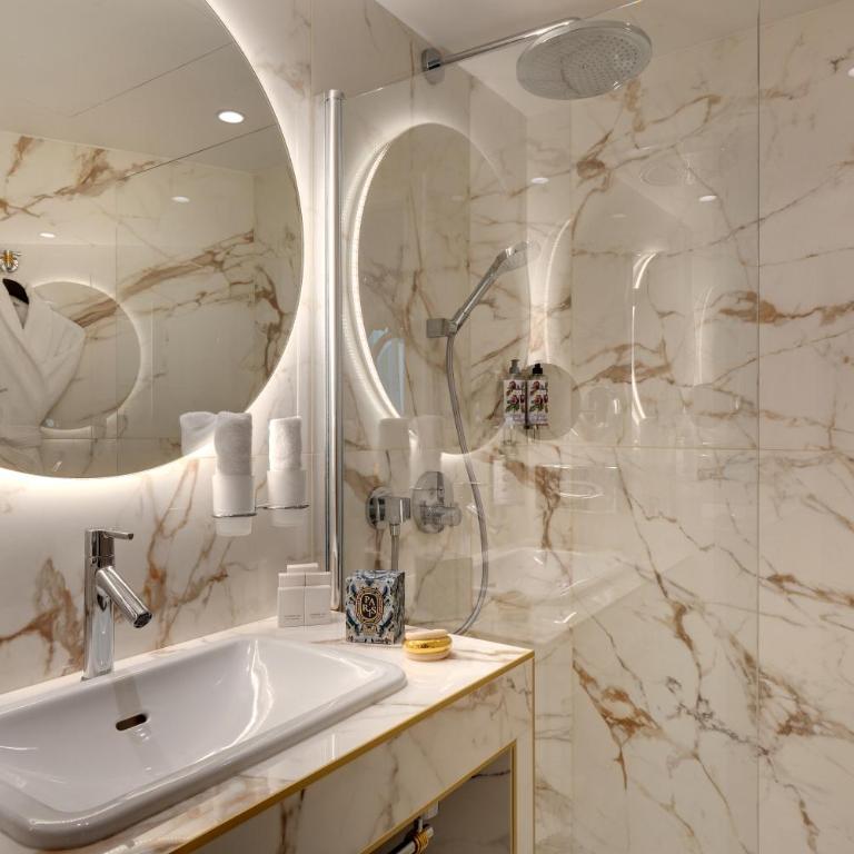 Hôtel Kleber Paris & Spa - Deluxe Zimmer mit Kingsize-Bett - 7