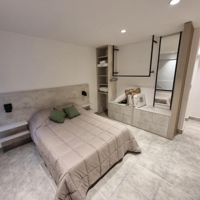 Yrigoyen Apart - Habitación Doble Deluxe - 16