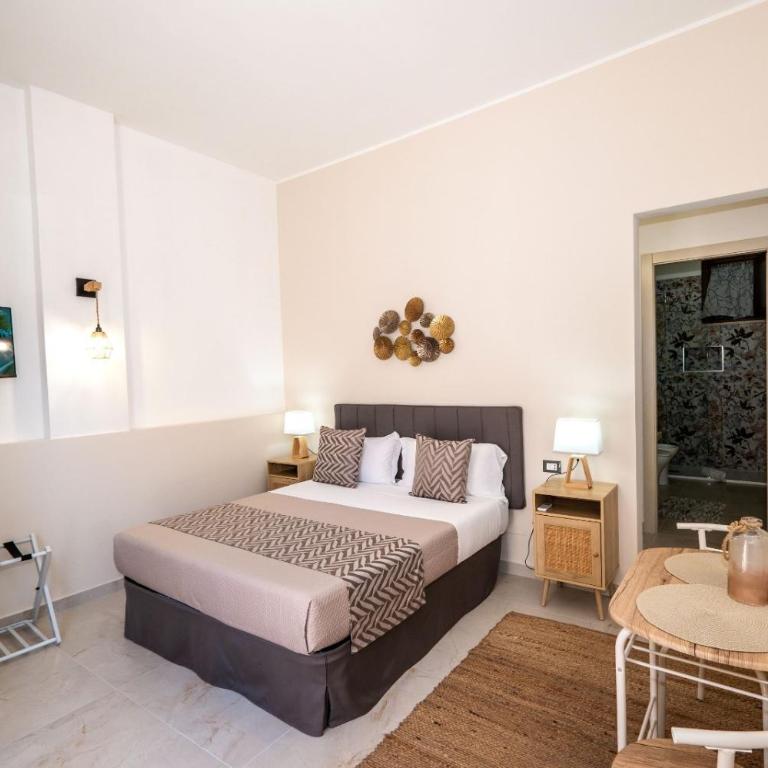 A Casa Di... Aurora 2 - Deluxe Double Room Dependance - 5