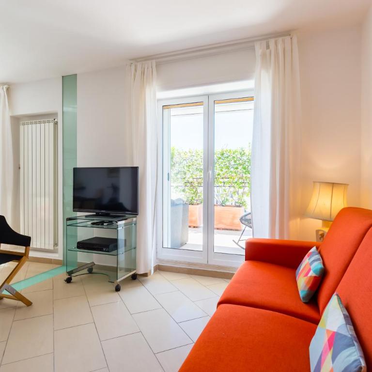 N'Attic a Vomero Penthouse Terrace by Napoliapartments - Two-Bedroom Apartment - 26