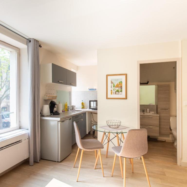 Le Creuzot, Studio proche de la place Wilson - Apartamento de 1 dormitorio - 4