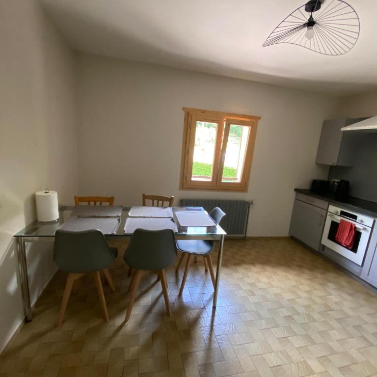 Gîte de charme dans la vallée du Borne au cœur des Alpes - Appartement 3 Chambres - 9