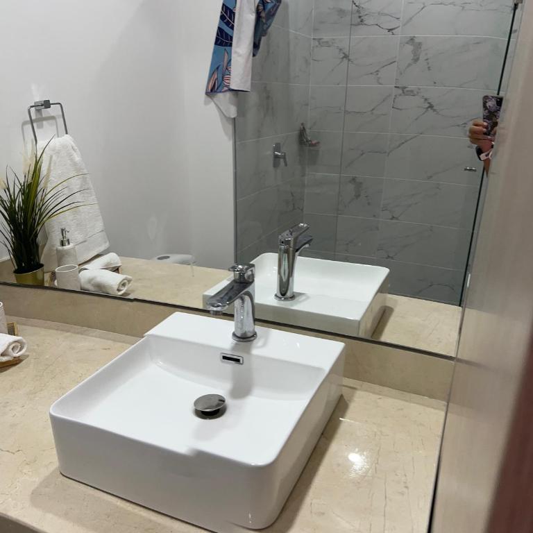 Estrena Apartamento a pasos de la Playa - One-Bedroom Apartment - 5