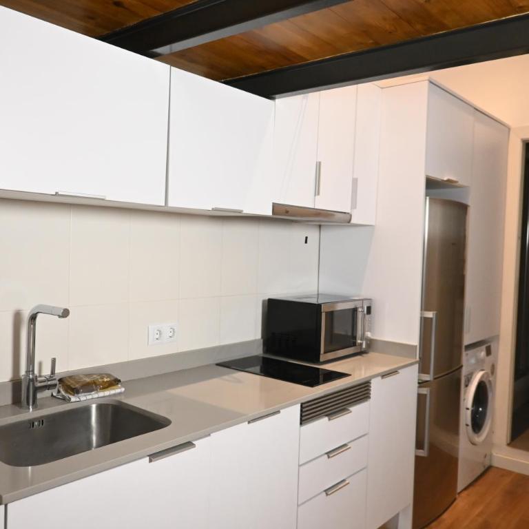 Homenfun Barcelona Ciutat Vella - One-Bedroom Apartment - 15