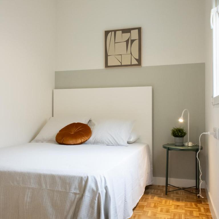 Espejo - Habitación Doble con baño compartido - 7