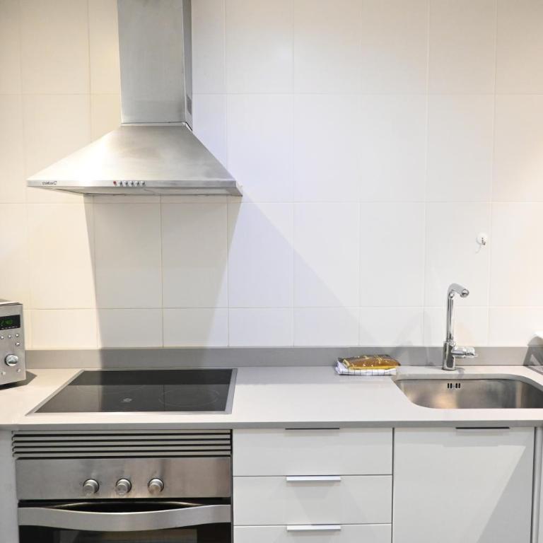 Homenfun Barcelona Ciutat Vella - One-Bedroom Apartment - 28