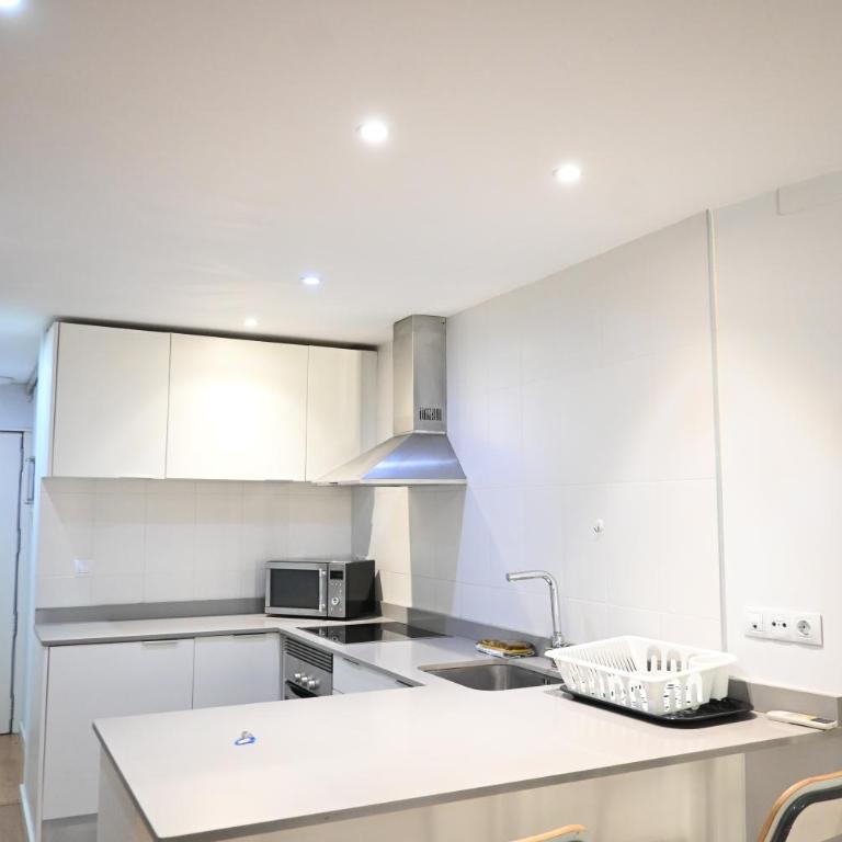 Homenfun Barcelona Ciutat Vella - One-Bedroom Apartment - 36