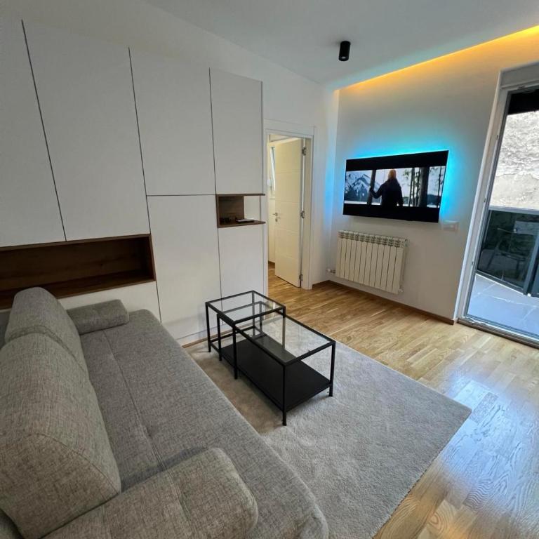 Belgrade Lounge - One-Bedroom Apartment - 1