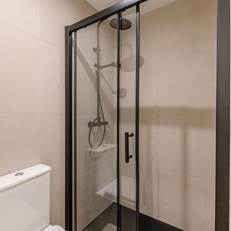 Trees Chueca Apartments - One-Bedroom Apartment - 3