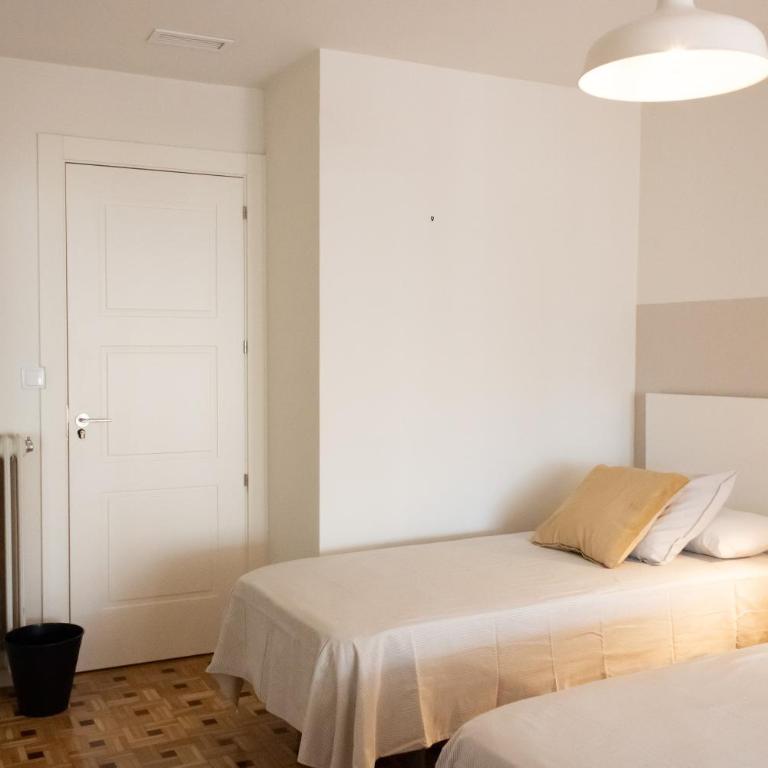 Espejo - Habitación Triple - 8