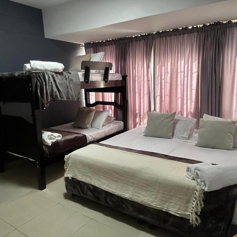 Hotel Torre Ejecutiva Pereira - Comfort Triple Room - 1