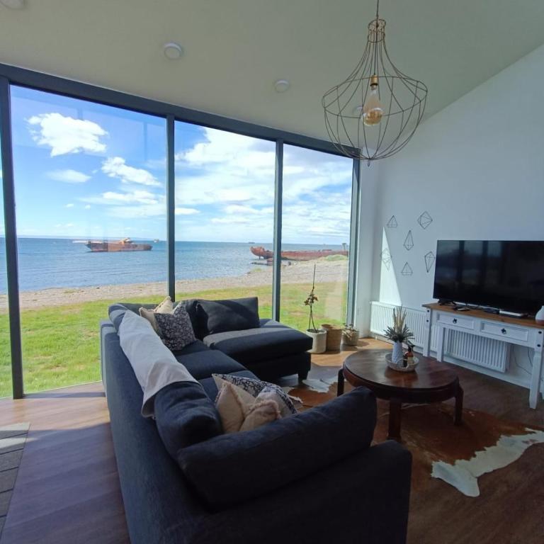 Casa Vista al Estrecho de Magallanes - Four-Bedroom House - 18