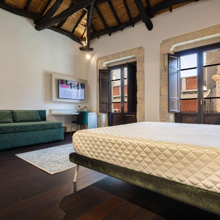 Domo Efis - Queen Room with Balcony - 3