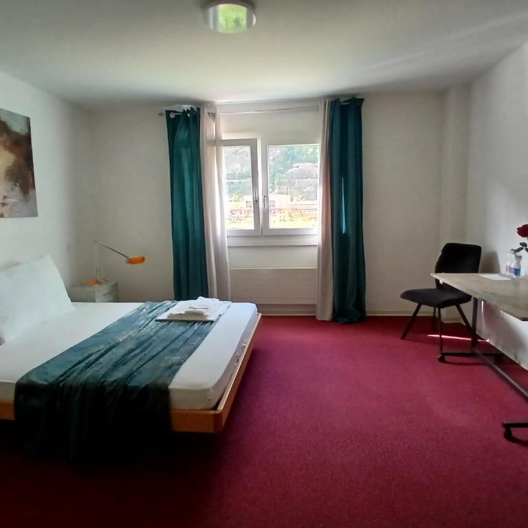 Hotel Garni - Doppelzimmer - 10