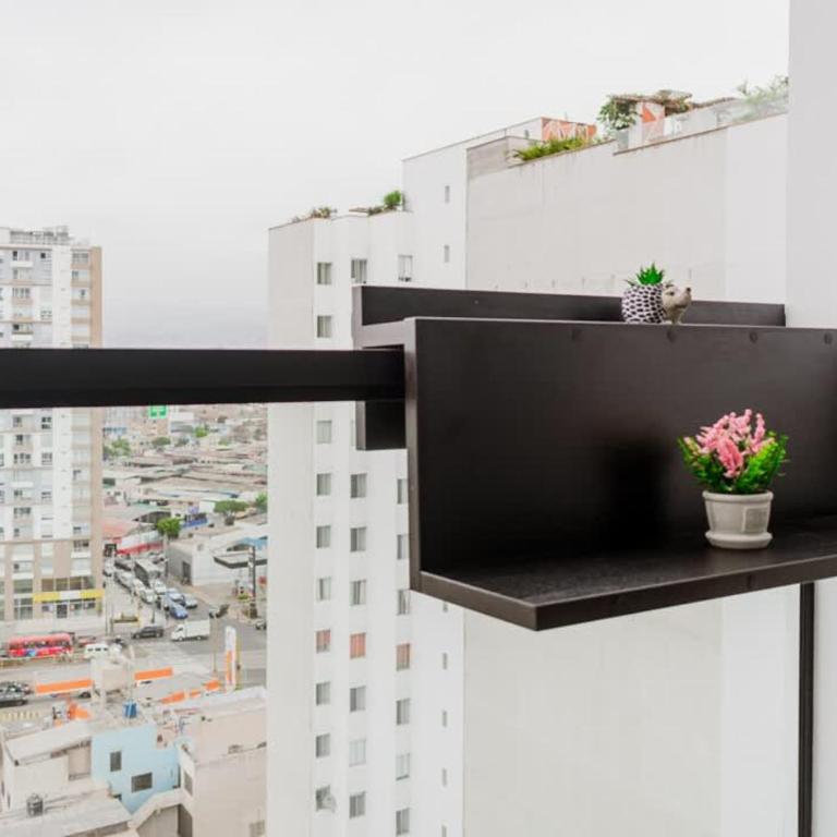 Quiet 2BR Stay View in Beautiful Barranco - Apartamento - 25