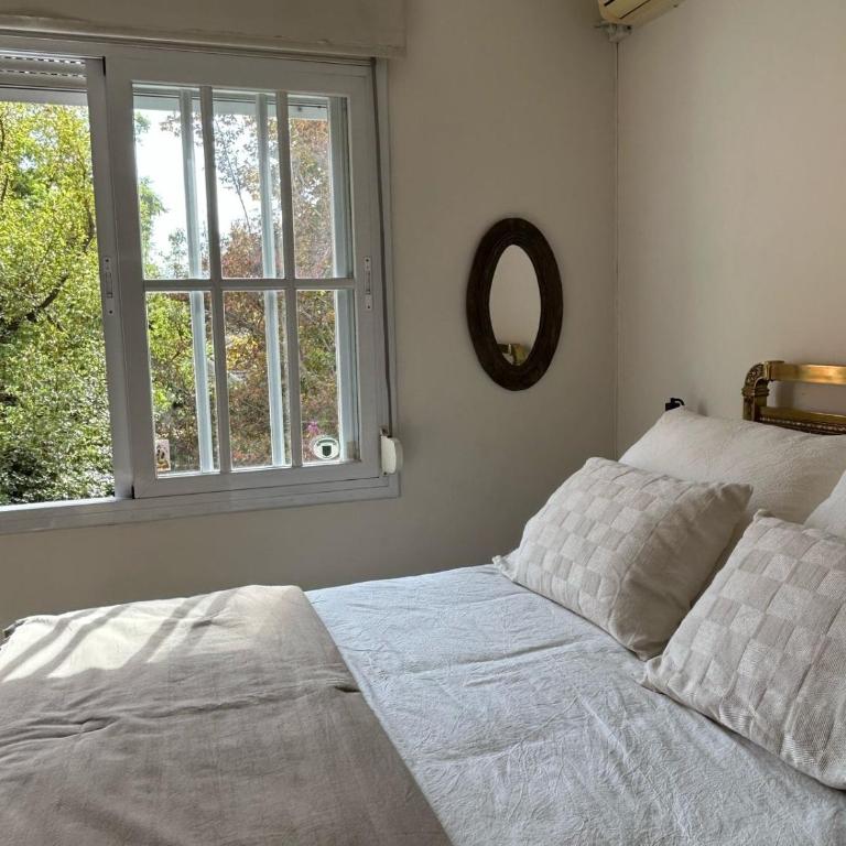 Esplendida casa en Mendoza-Desayuno-Limpieza-Cochera - Casa de 4 dormitorios - 9