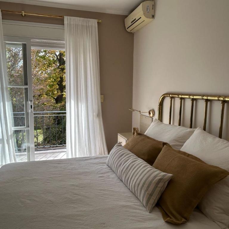 Esplendida casa en Mendoza-Desayuno-Limpieza-Cochera - Casa de 4 dormitorios - 12