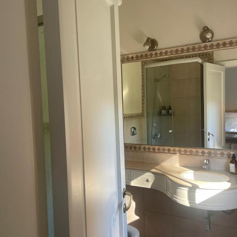 Esplendida casa en Mendoza-Desayuno-Limpieza-Cochera - Casa de 4 dormitorios - 14