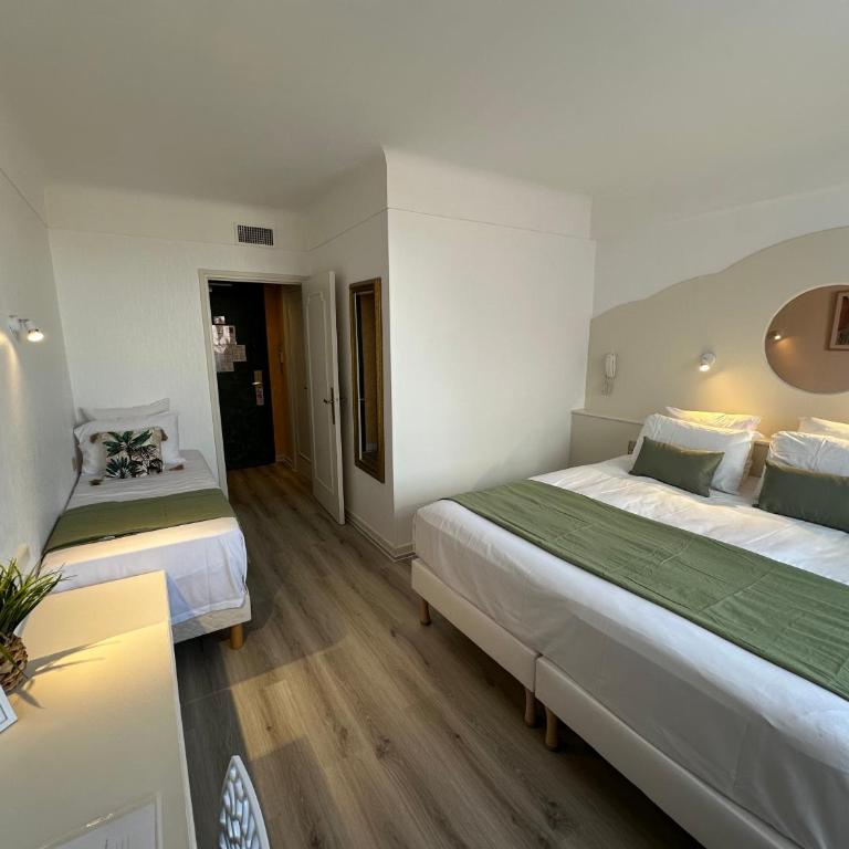 Hotel Chiffre - Chambre Triple Supérieure - 3
