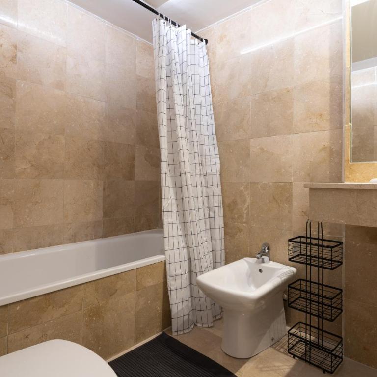 Lomas de Rio Real - Apartamento - 21