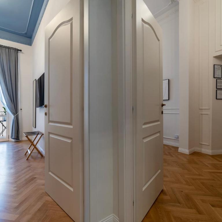 Castro Pretorio 21 - FromHometoRome - Appartamento con 2 Camere da Letto - 21