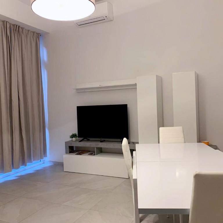 Via del Rondone 1-2 - Appartamento con 1 Camera da Letto - 27