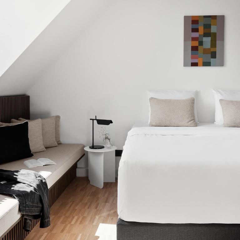 Bob W Munich Schwabing - Studio - 25