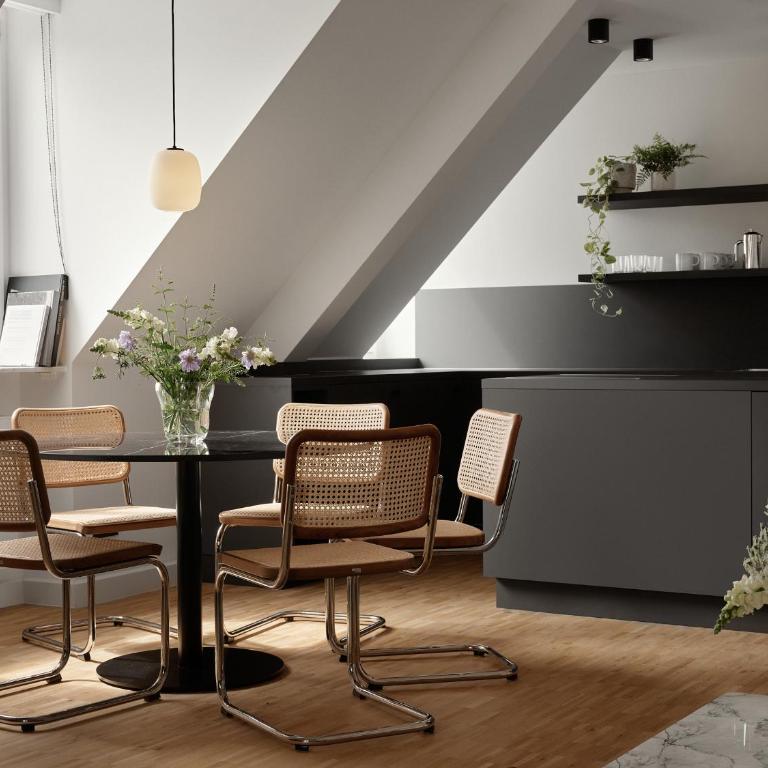 Bob W Munich Schwabing - Studio - 26