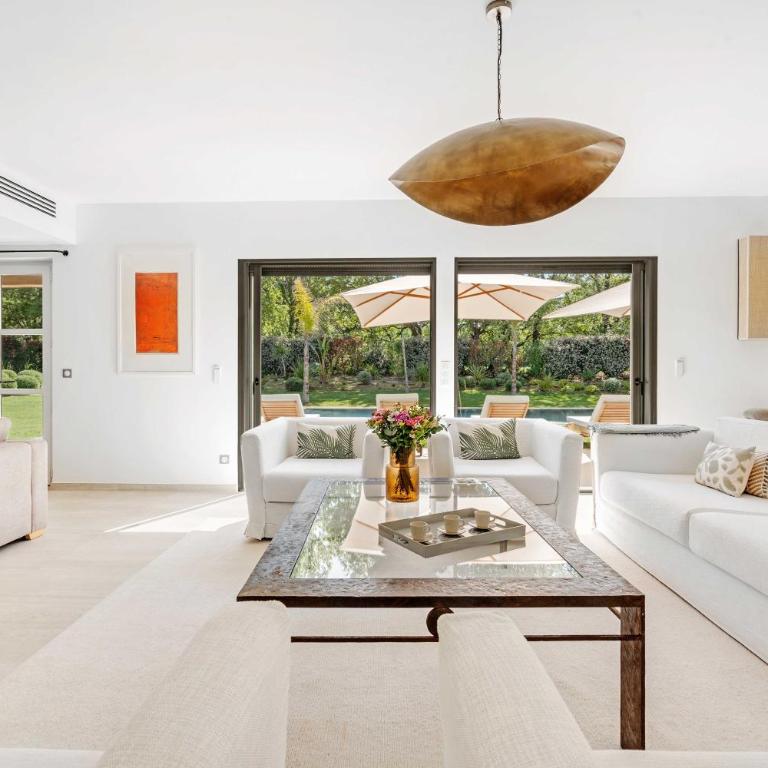 Exceptional villa- AC- 5BR-10P- Baie des Canebiers - Villa - 2