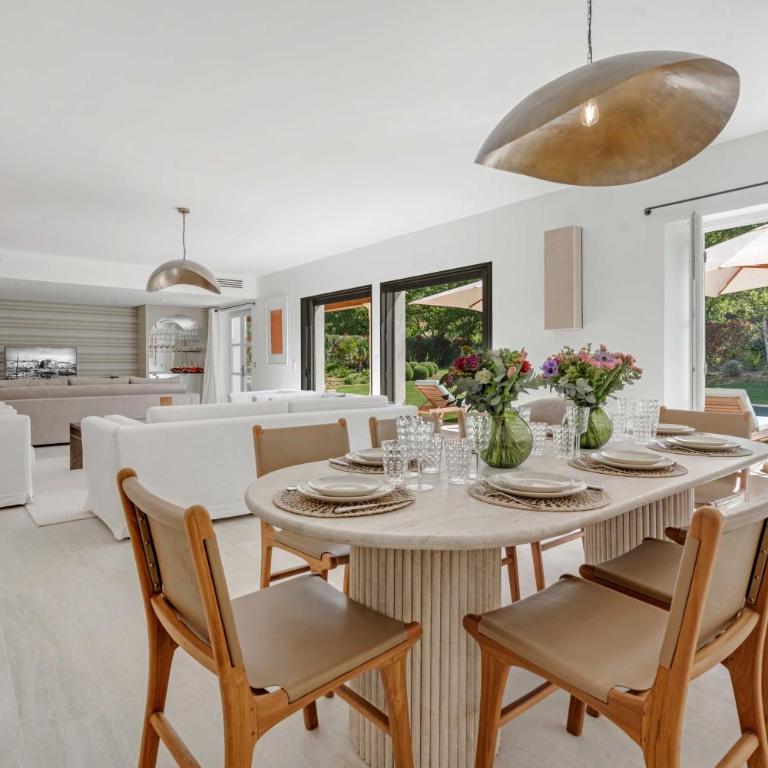 Exceptional villa- AC- 5BR-10P- Baie des Canebiers - Villa - 15