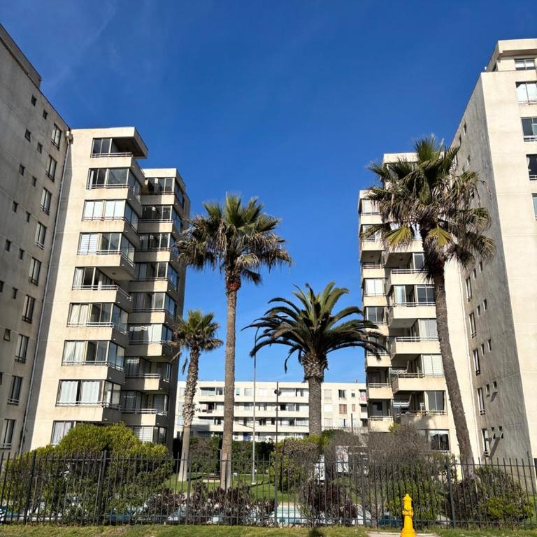 Departamento a pasos de la playa Paseo Peñuelas FULL - Three-Bedroom Apartment - 1