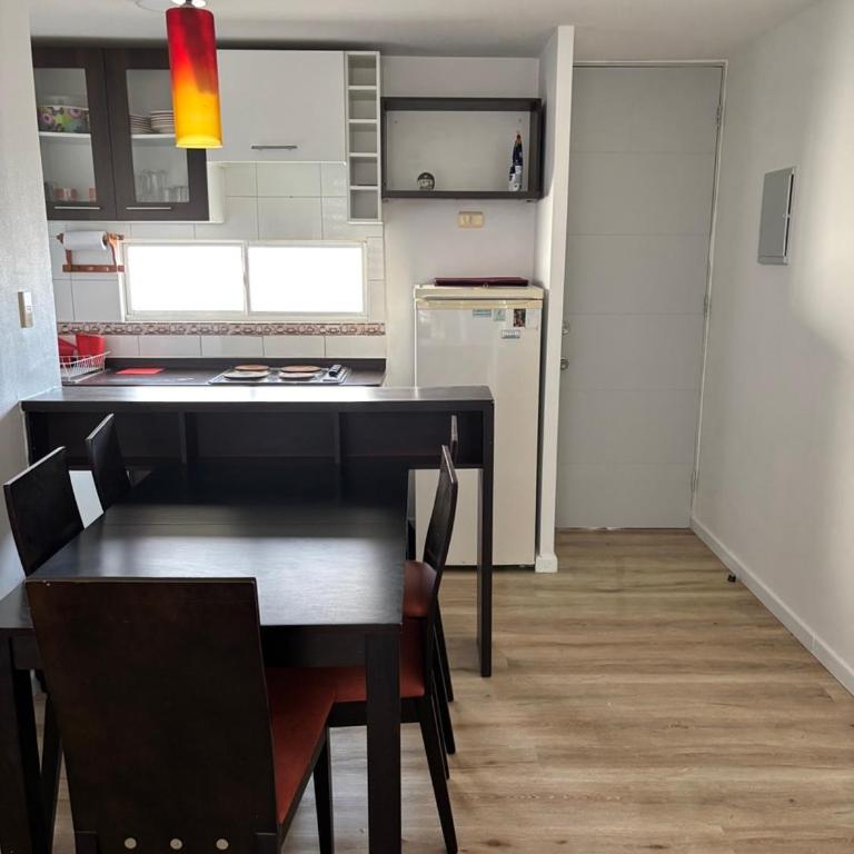 Departamento a pasos de la playa Paseo Peñuelas FULL - Three-Bedroom Apartment - 5