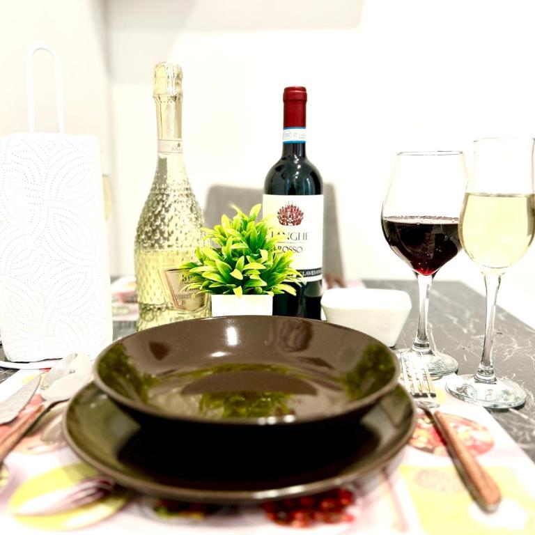 Luxury Hostel Apartment Vicino - Torino Centro - Metropolitana - Appartamento con 2 Camere da Letto - 5