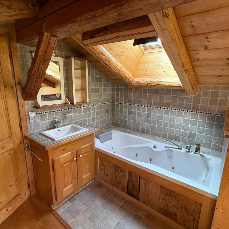 La grange d'en haut, appartement avec terrasse et jardin - Appartement 3 Chambres - 13