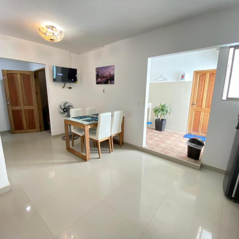 Apartamento la Isla 2-Coveñas - Two-Bedroom Apartment - 3