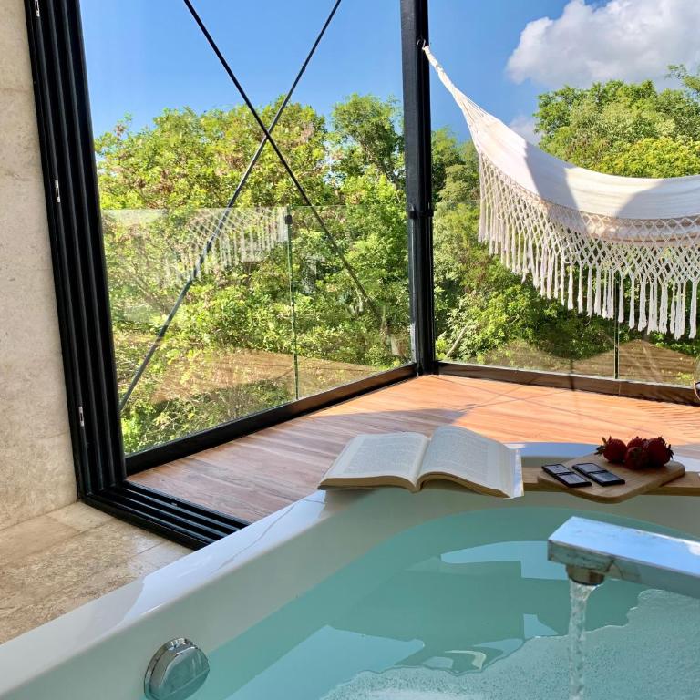GLASS JUNGLE VILLA with amazing green views -10 min DT - Casa de 3 dormitorios - 53
