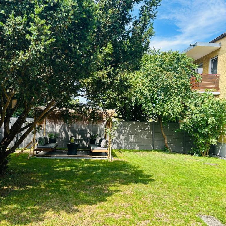 KJ Ferienwohnung bis 10P-Zentral-Garten-WIFI-Parken-Grill - Appartamento con 3 Camere da Letto - 12