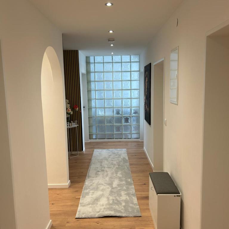 KJ Ferienwohnung bis 10P-Zentral-Garten-WIFI-Parken-Grill - Appartamento con 3 Camere da Letto - 46