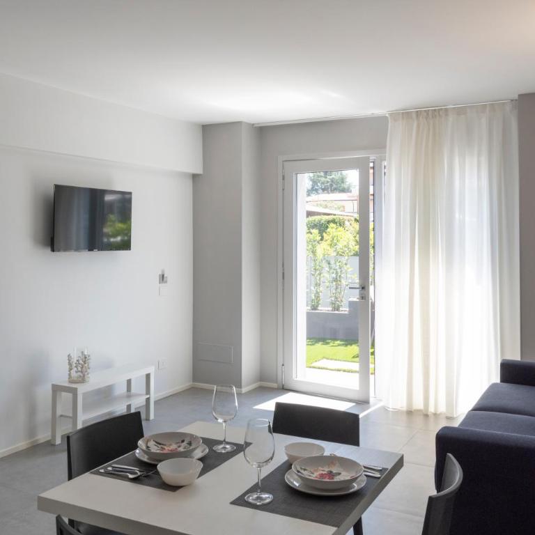 Martina Palace Apartments - Appartamento con Vista Giardino - 7